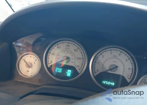 2010 Chrysler Town & Country Touring Plus from USA, damaged, VIN 2A4RR8D13AR502405